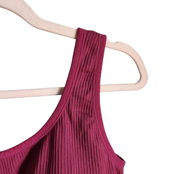 Torrid Sports Bra 2 2XL XXL Red Maroon Pullover Wireless Ribbed Bralette - Picture 3 of 6
